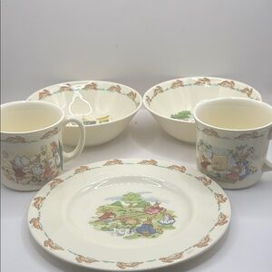 Royal Doulton  Beatrix potter Bunnykins 5 piece Dinnerware Set